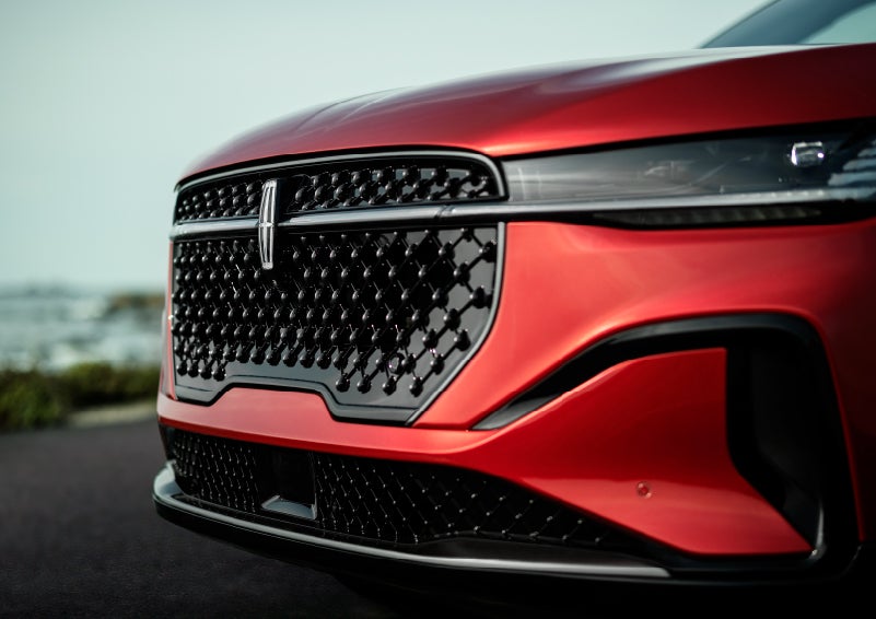 The sleek grille of a 2024 Lincoln Nautilus® SUV with the available Jet Appearance Package makes a bold statement. | Sentry Lincoln in Medford MA